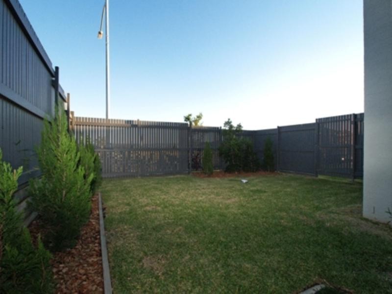 118 Minorca Circuit, Spring Farm NSW 2570