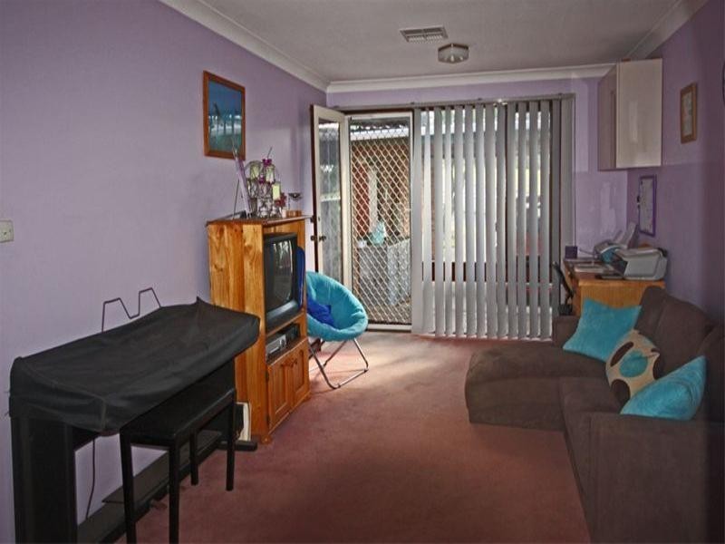 48 Kullaroo Avenue, Bradbury NSW 2560