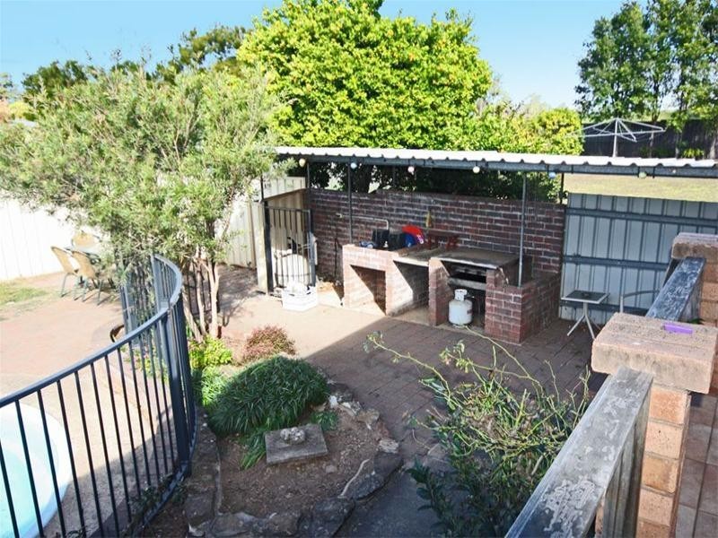 48 Kullaroo Avenue, Bradbury NSW 2560