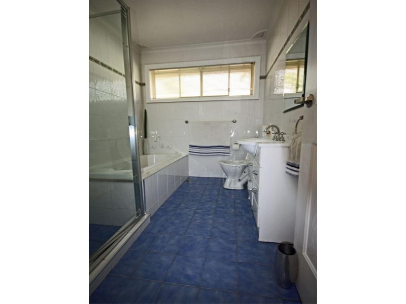 81 Ballantrae Drive, St Andrews NSW 2566