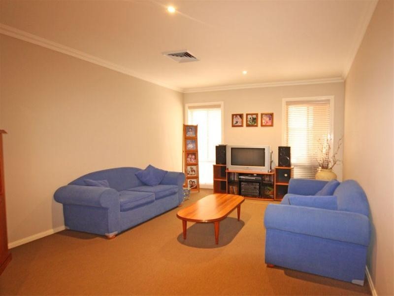 114 Macarthur Circuit, Camden Park NSW 2570