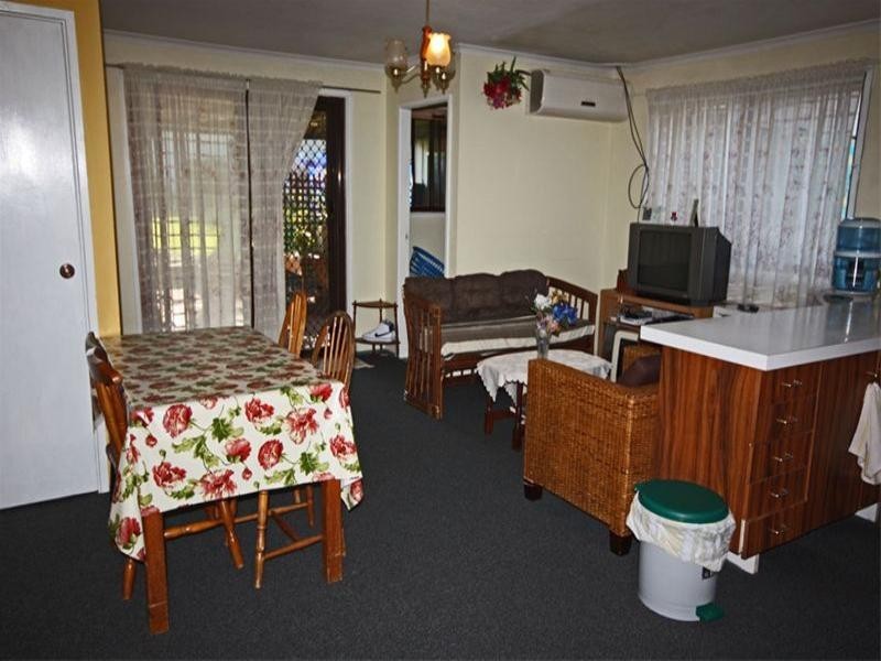 17 Ophelia Street, Rosemeadow NSW 2560