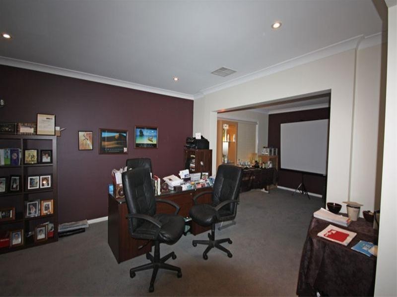 5 Boongary Street, St Helens Park NSW 2560