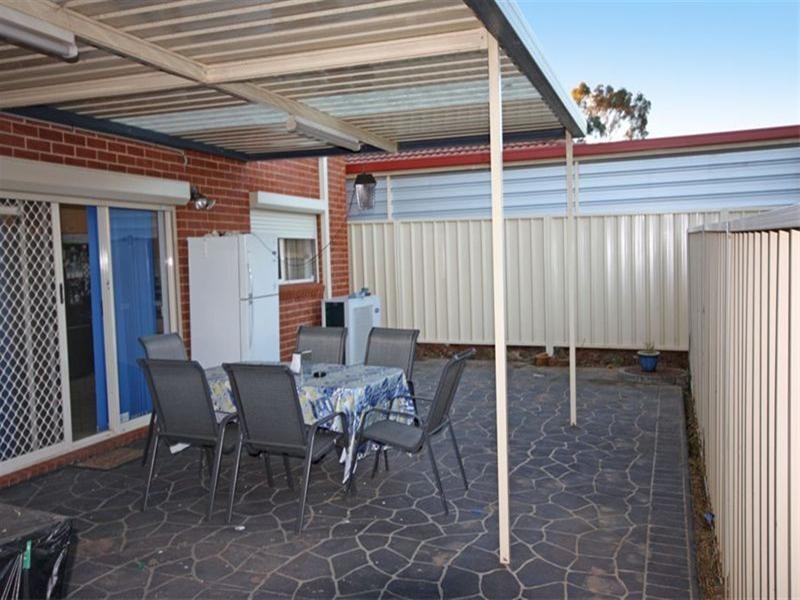 5 Boongary Street, St Helens Park NSW 2560