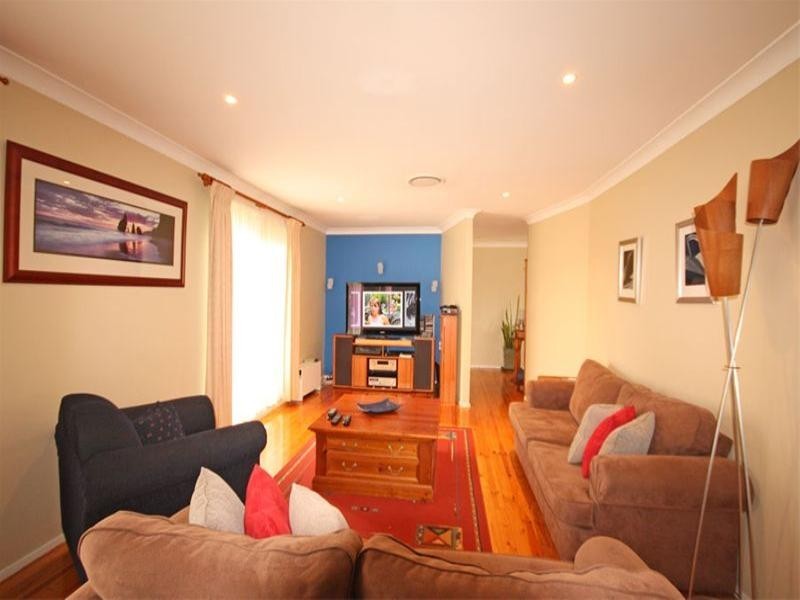 52 Chasselas Avenue, Eschol Park NSW 2558