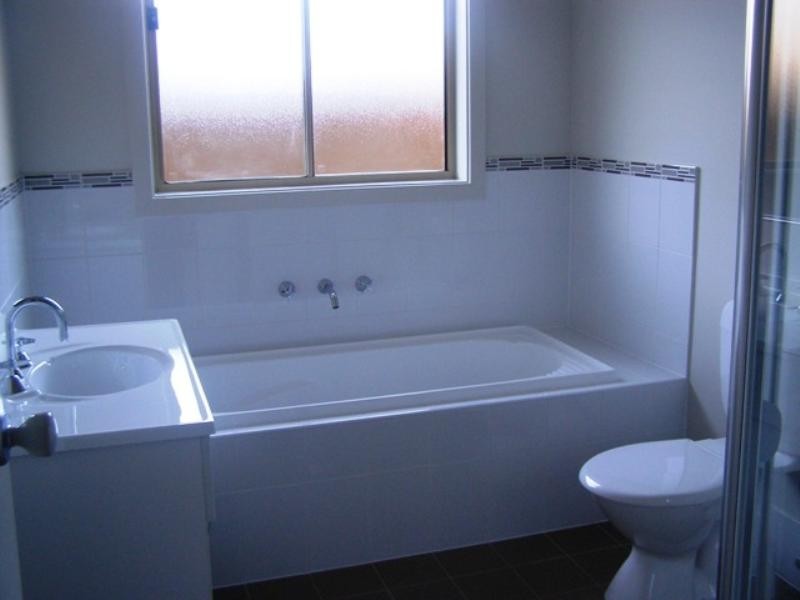 8 Park Way, Camden Park NSW 2570