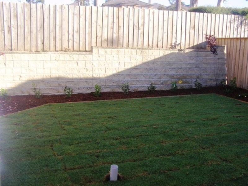 8 Park Way, Camden Park NSW 2570