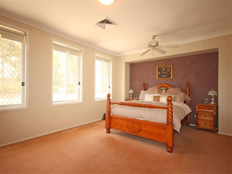 131 Longhurst Road, Minto Heights NSW 2566