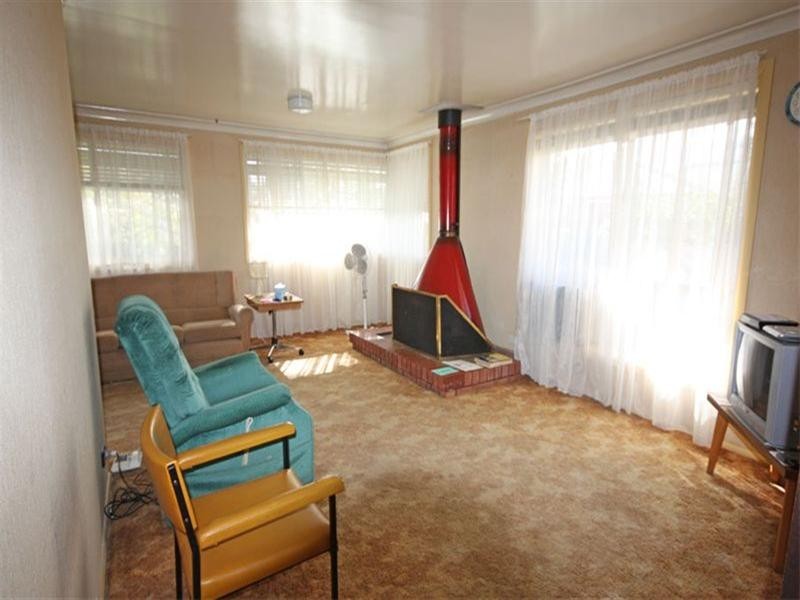 18 Lawson Street, Campbelltown NSW 2560