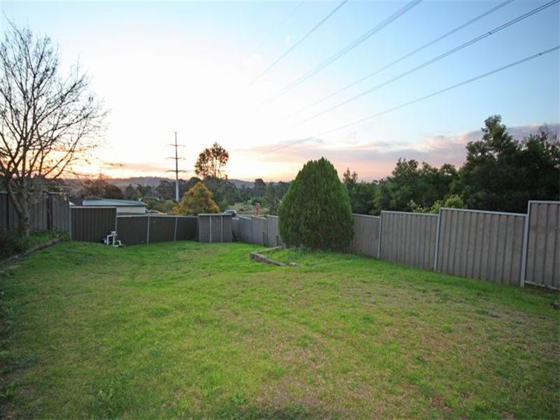 11 Porter Street, Minto NSW 2566