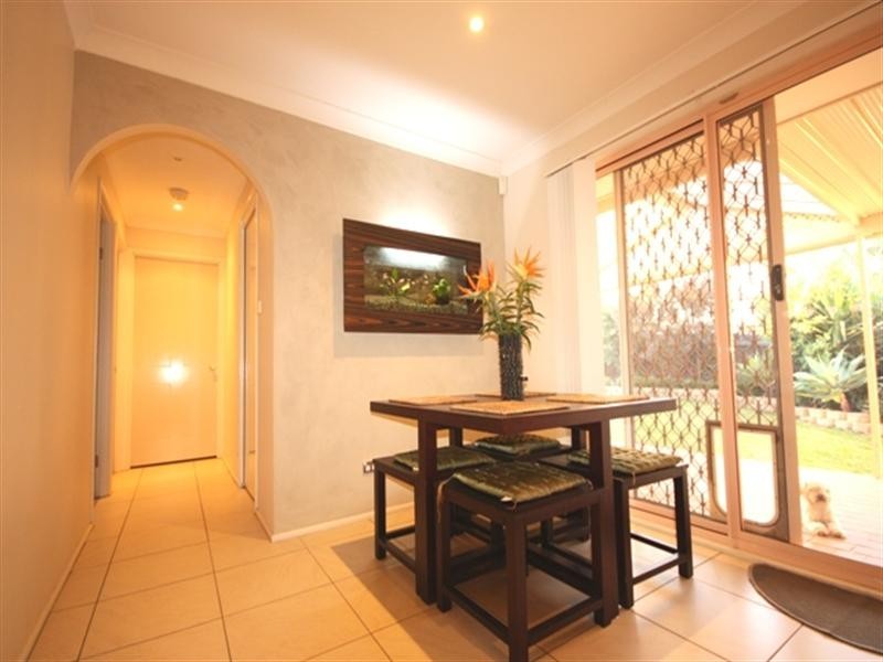 9 Stephano Place, Rosemeadow NSW 2560