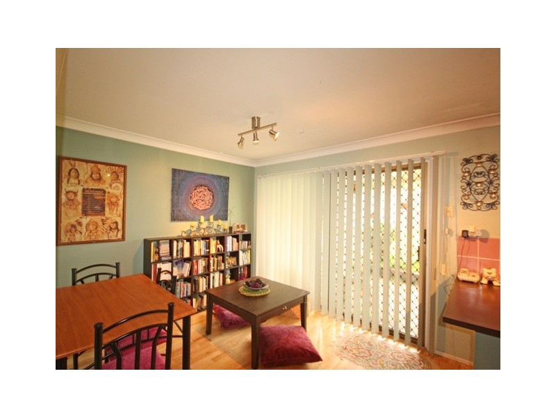 87 Potoroo Avenue, St Helens Park NSW 2560