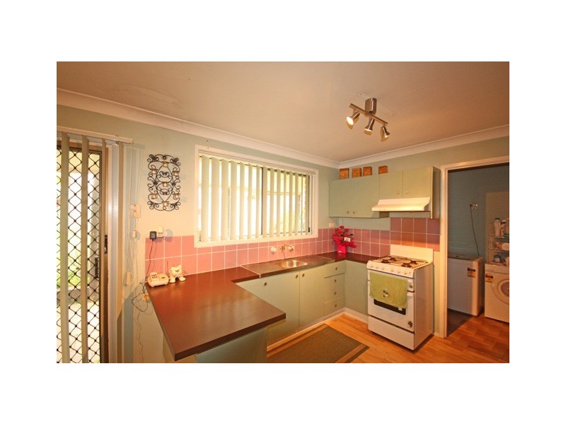 87 Potoroo Avenue, St Helens Park NSW 2560