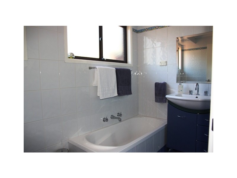 Macquarie Fields NSW 2564