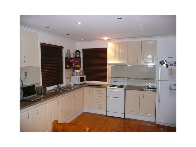 5 Malbec Place, Eschol Park NSW 2558