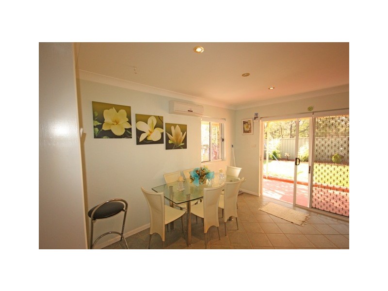 Macquarie Fields NSW 2564