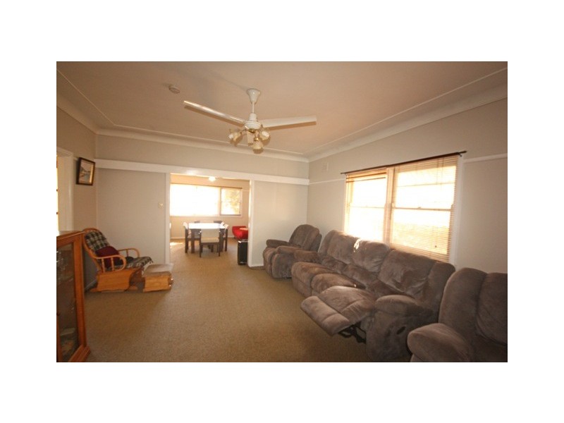 77 Doncaster Avenue, Narellan NSW 2567