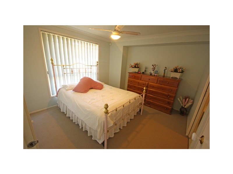 5 Francis Place, Currans Hill NSW 2567