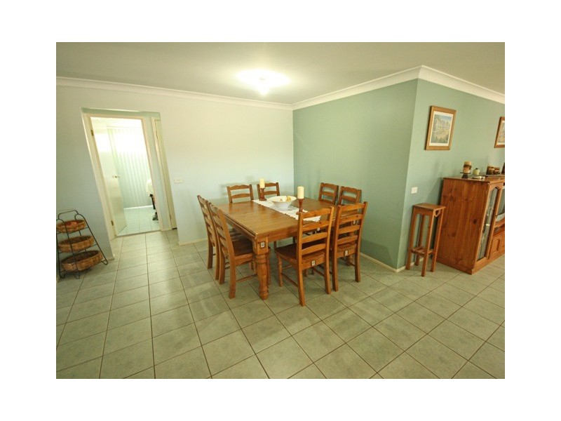 5 Francis Place, Currans Hill NSW 2567