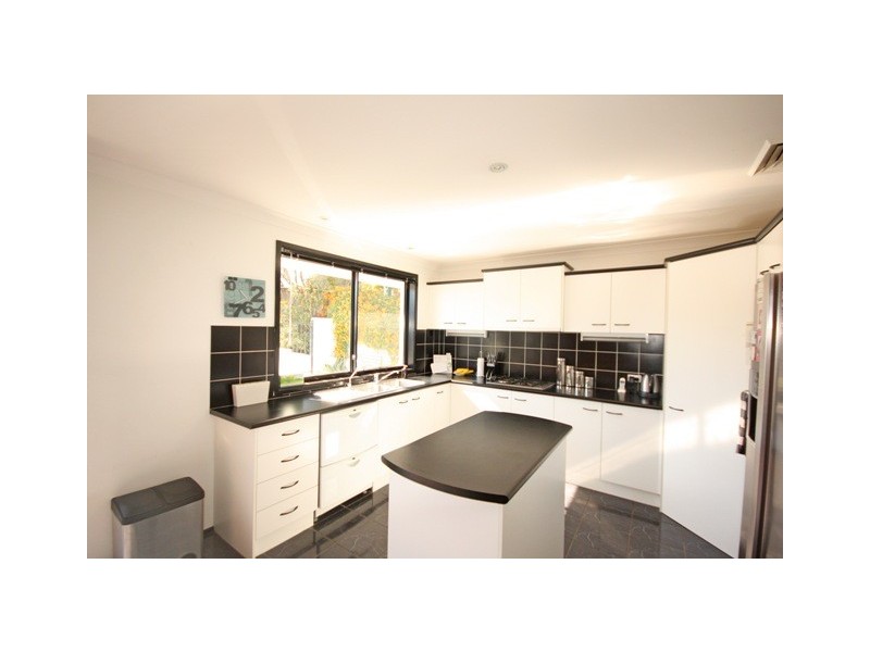 25 The Cascades, Mount Annan NSW 2567