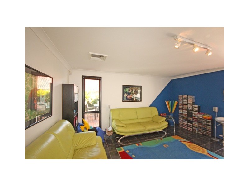 25 The Cascades, Mount Annan NSW 2567