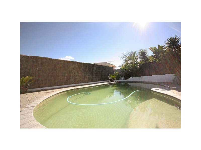 25 The Cascades, Mount Annan NSW 2567