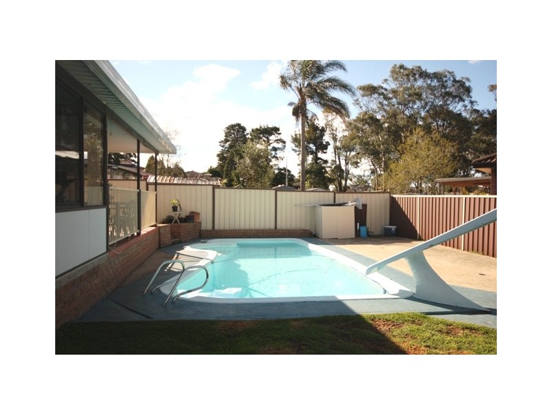 Macquarie Fields NSW 2564