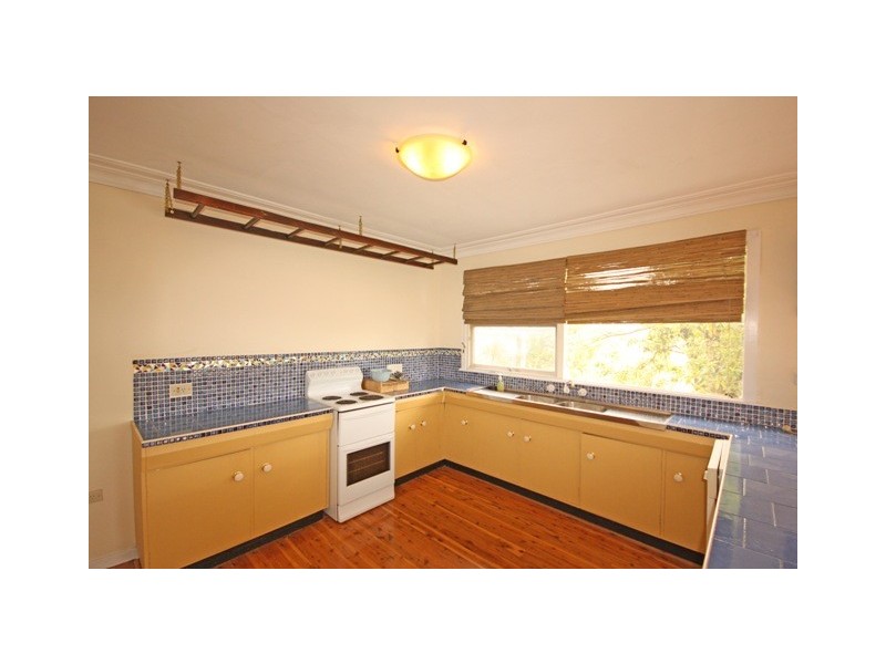 15 Ronald Street, Campbelltown NSW 2560