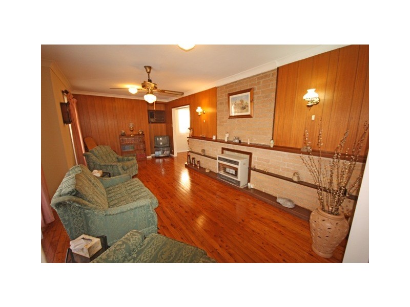 7 Donaldson Street, Bradbury NSW 2560