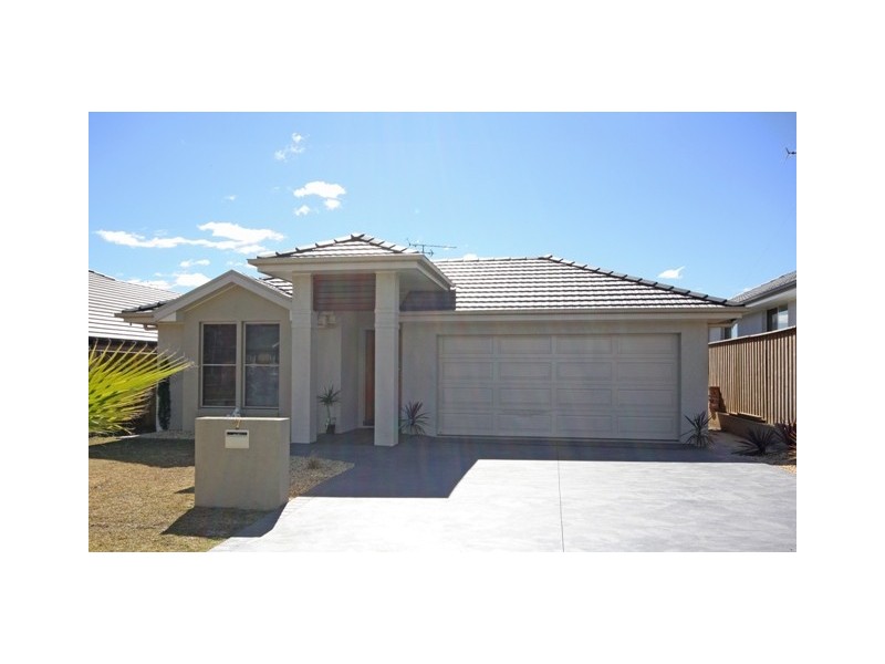 7 Condron Circuit, Elderslie NSW 2570