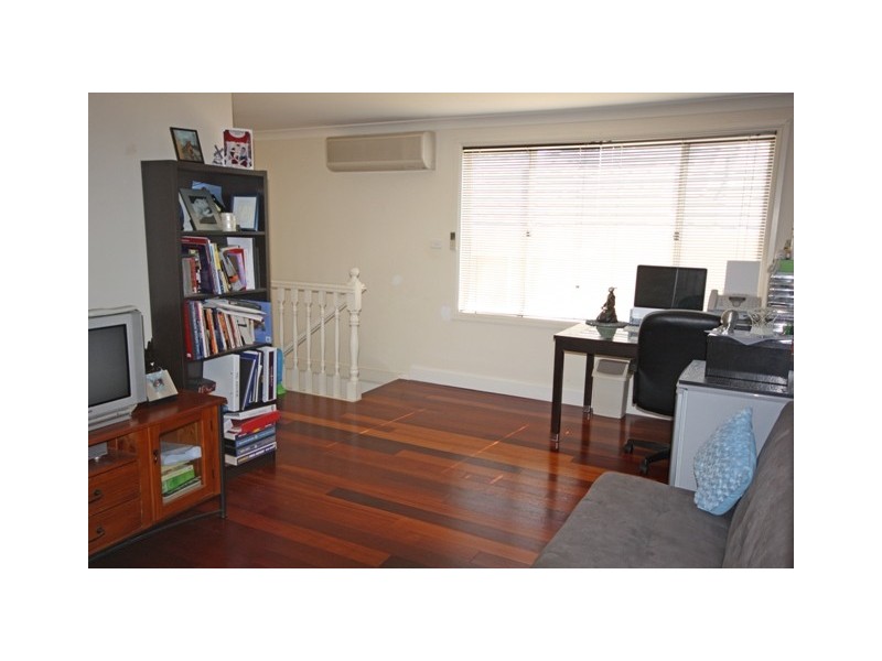 25 Dianella Place, Mount Annan NSW 2567