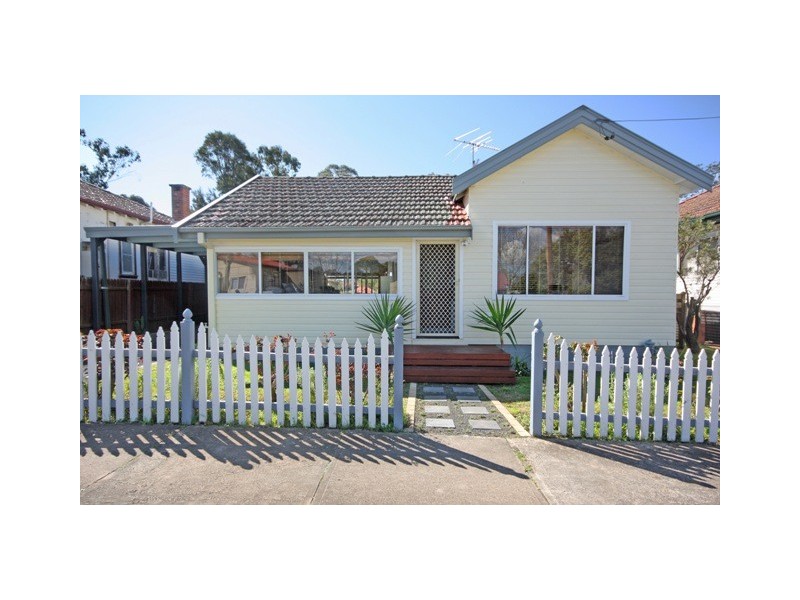 38 Chellaston Street, Camden NSW 2570