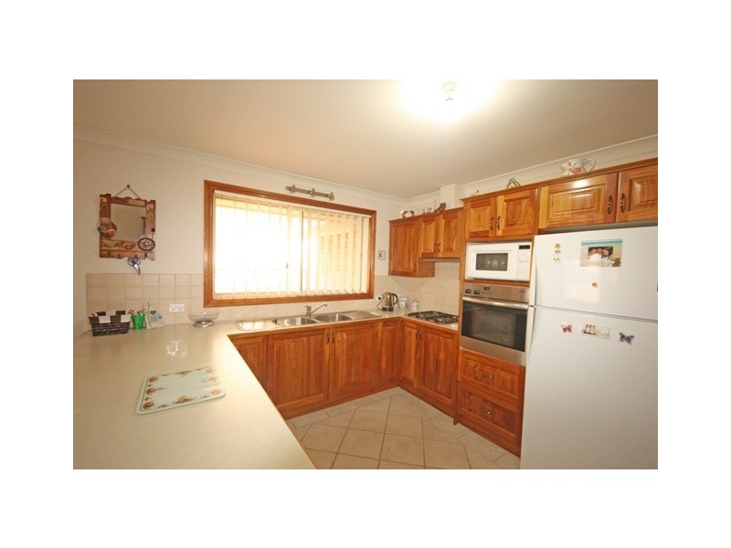 2 Ashford Circuit, Currans Hill NSW 2567