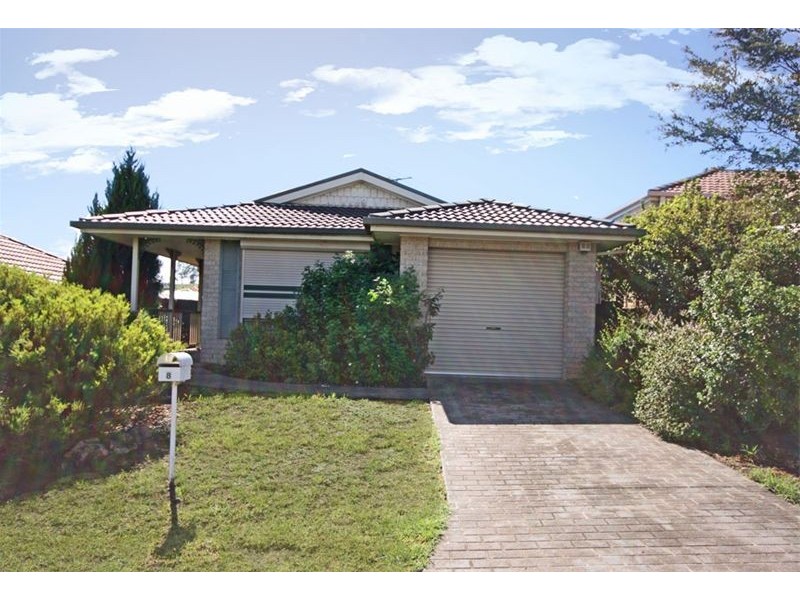 8 Gardiner Street, Minto NSW 2566