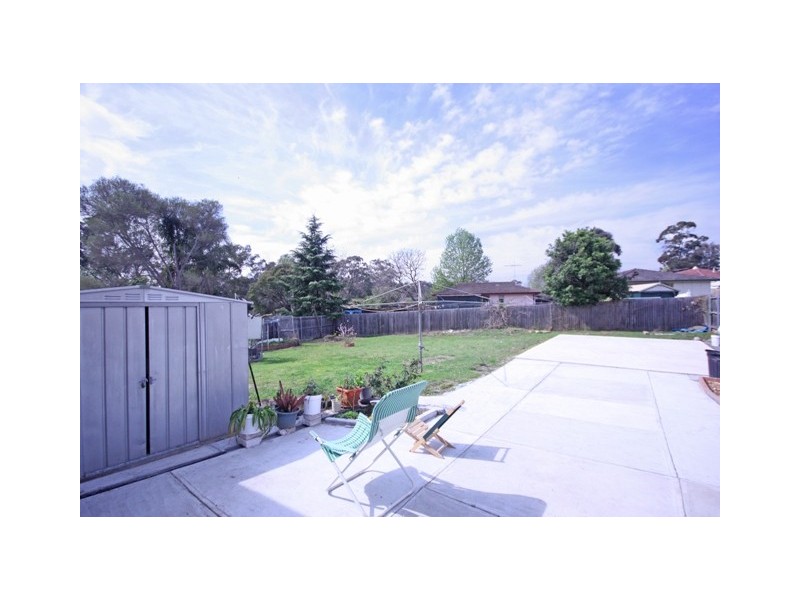 12 Coolabah Place, Macquarie Fields NSW 2564