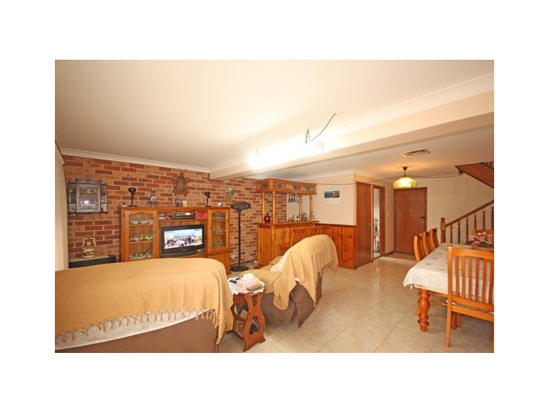 17 Arkansas Place, Kearns NSW 2558