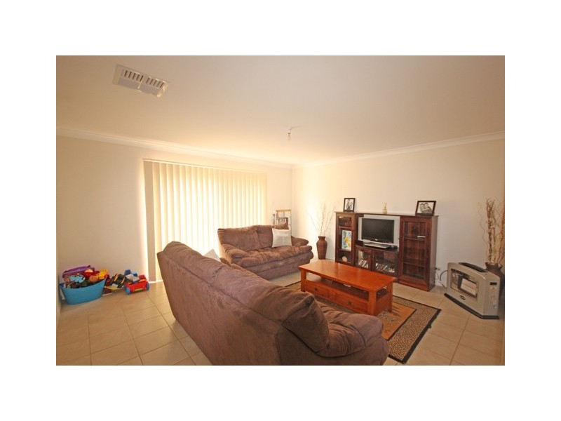 32 St Stephens Road, Blair Athol NSW 2560
