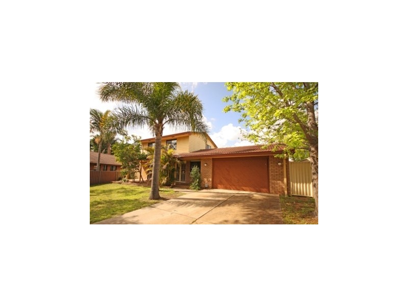 6 Solero Place, Eschol Park NSW 2558