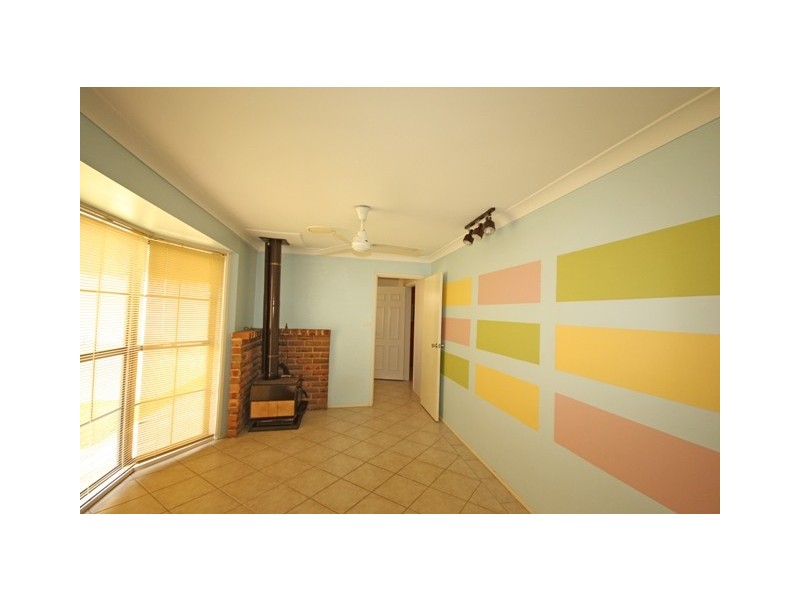 6 Solero Place, Eschol Park NSW 2558