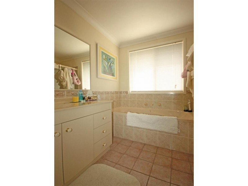 Glen Alpine NSW 2560