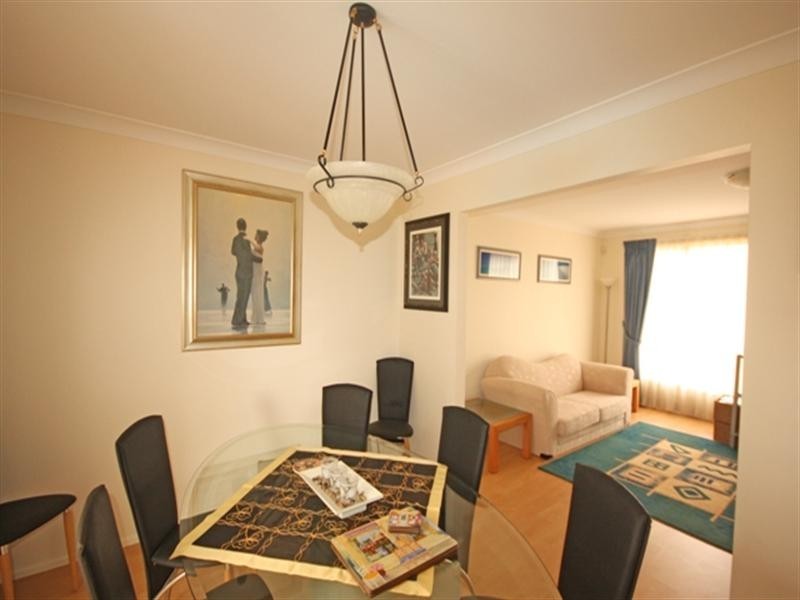 Glen Alpine NSW 2560