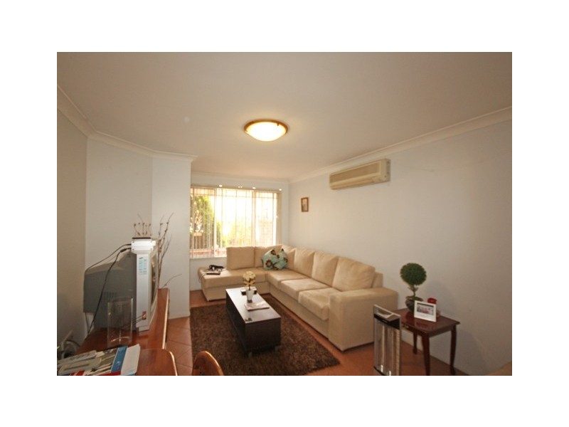 Macquarie Fields NSW 2564