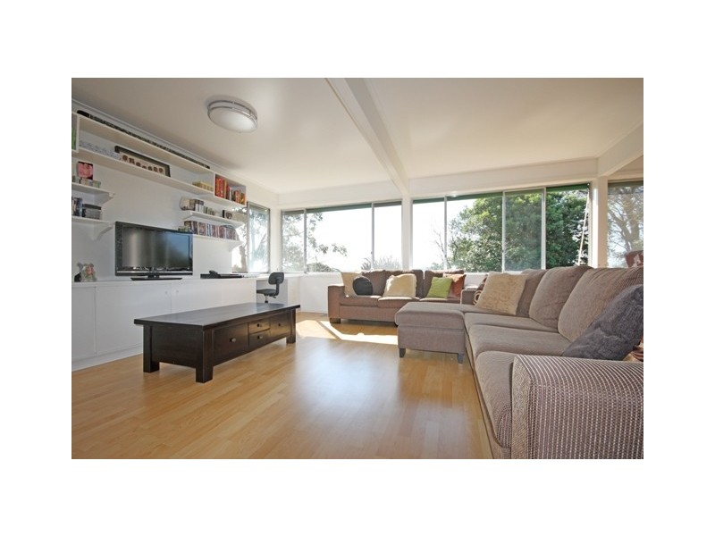 12 Lilian Street, Campbelltown NSW 2560