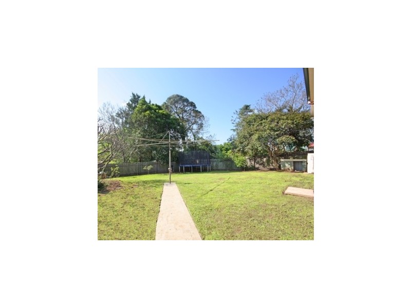 12 Lilian Street, Campbelltown NSW 2560