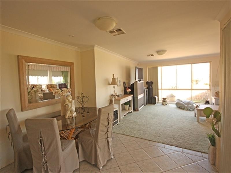 Glen Alpine NSW 2560