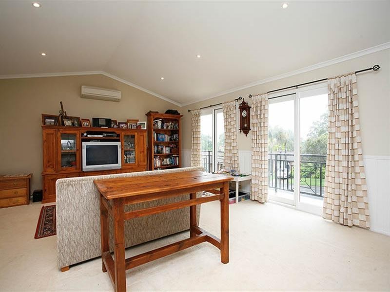 28 Southdown Road, Elderslie NSW 2570