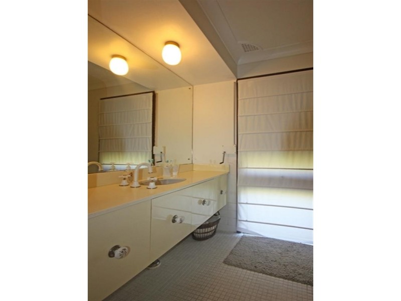 Ruse NSW 2560