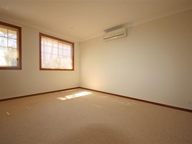 2/19-21 Murrundah Avenue, Camden NSW 2570