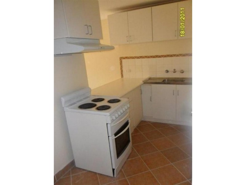 8/60 Lithgow Street, Campbelltown NSW 2560