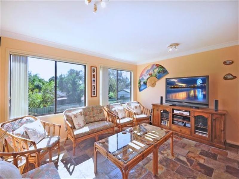 Macquarie Fields NSW 2564